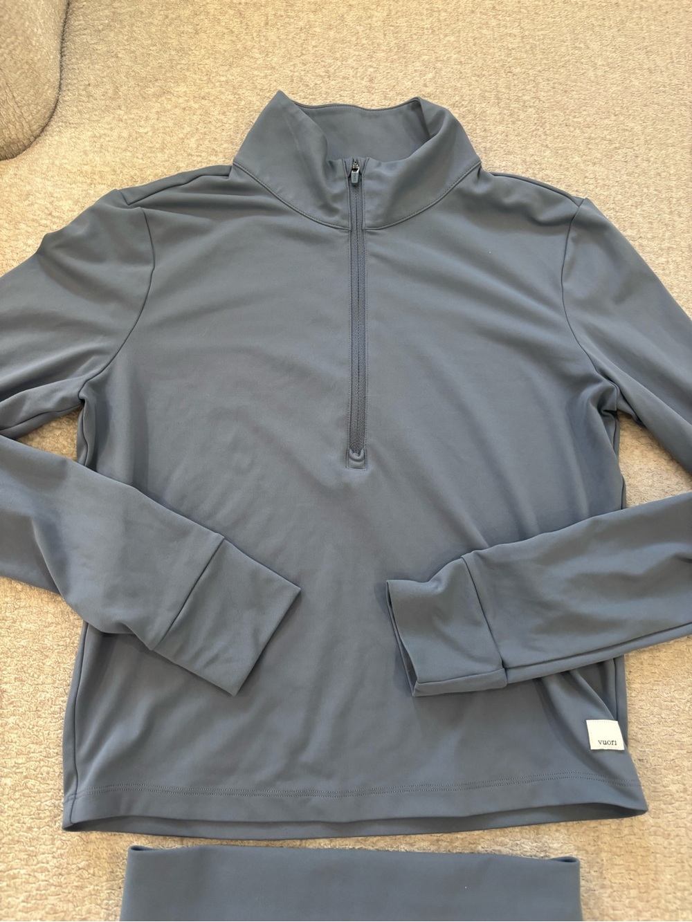 Vuori Slate gray/blue Bike Shorts with Matching Quarter-Zip Top - Picture 2 of 8